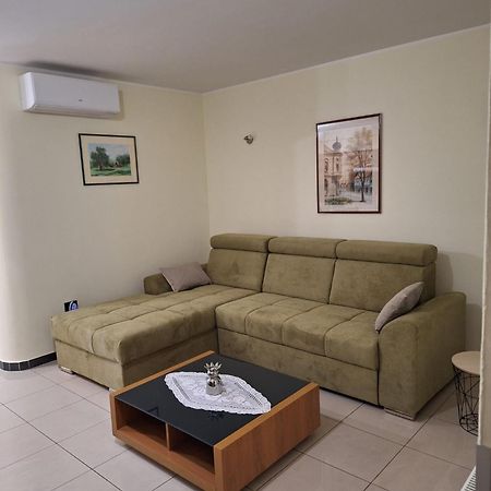 Apartman Luka Apartamento PUY Exterior foto